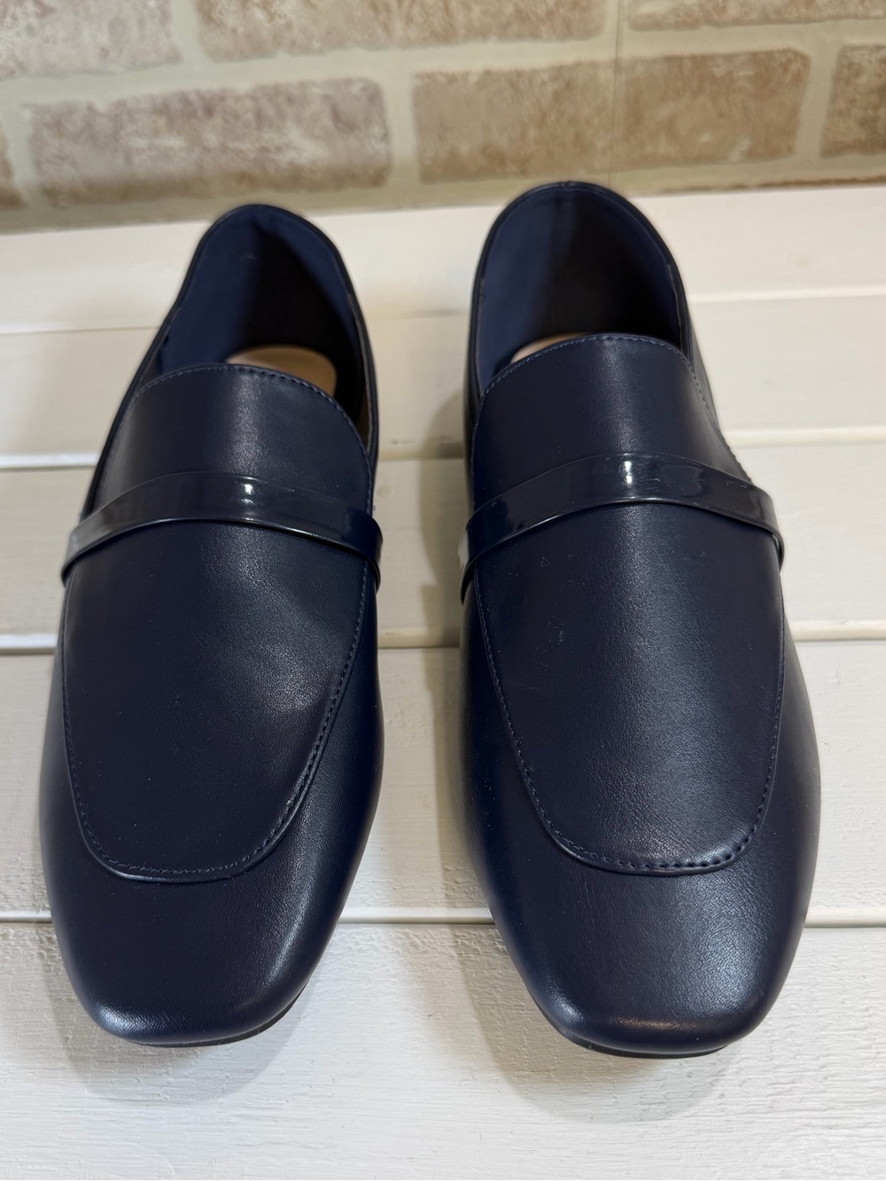 Halston Vincent-S Navy Vegan Leather Loafers Women’s Sz 8.5 Modern Minimalist - Picture 2 of 10